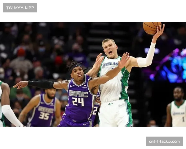 托马斯布莱恩特遭绝杀后怒拍镜头情绪失控瞬间被媒体捕捉